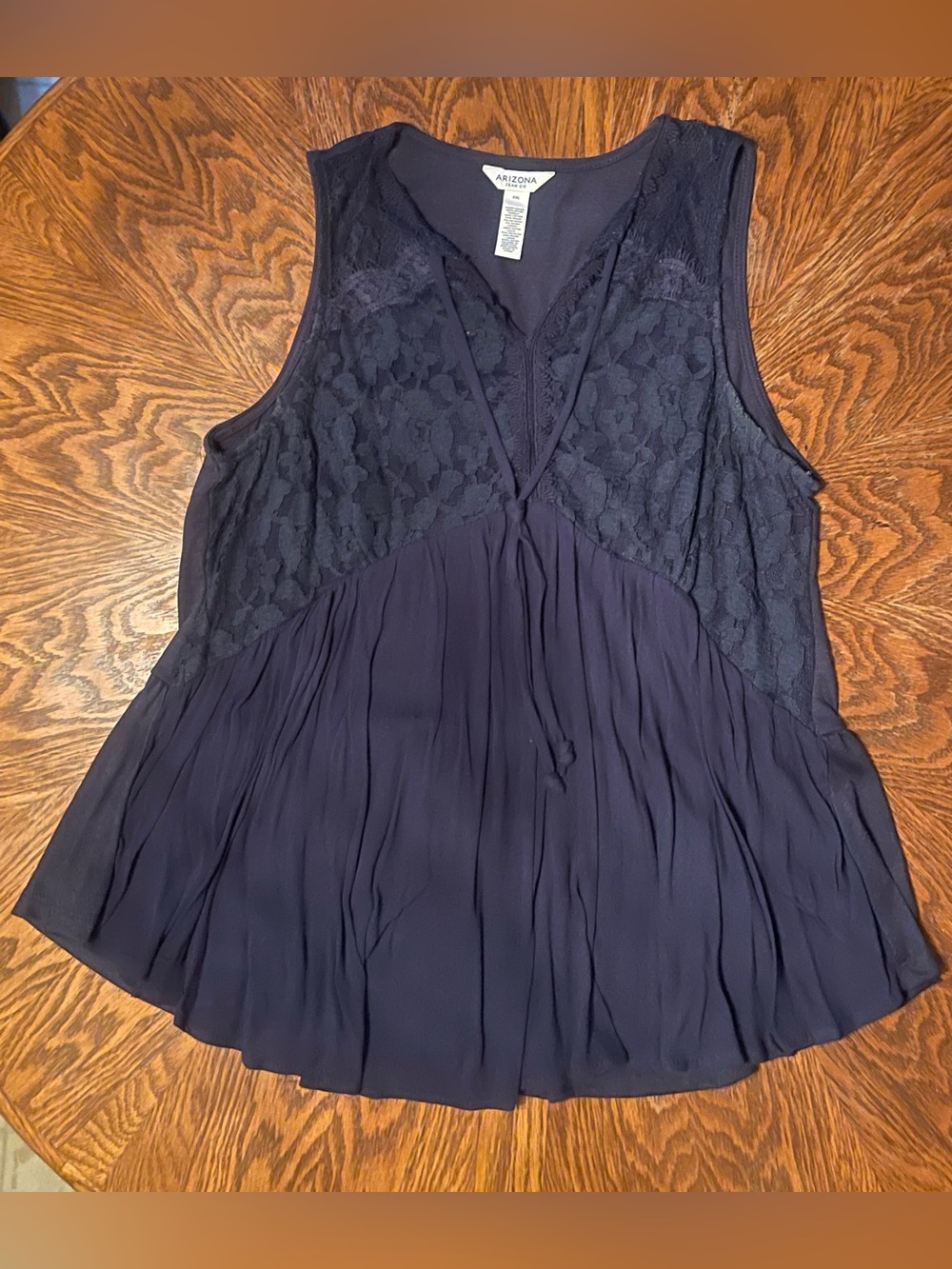 Arizona Jean Company Sleeveless Lace Yoke V-Neck Top - Navy Juniors XXL